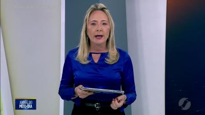 itemMorador coloca blocos de concreto na rua para impedir estacionamento de carros na porta da casa em Goiânia