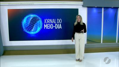 itemVídeo de pedido de casamento e anúncio de gravidez viraliza nas redes sociais