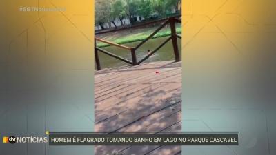 itemHomem é flagrado nadando no lago do parque cascavel em Goiânia