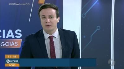 Susto na rodovia! Batida entre carreta e trator interdita parte da BR-060