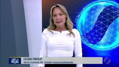 Prefeitura derruba moc&oacute;s abandonados em Goi&acirc;nia