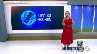 itemCarro desgovernardo invade batalhão da GCM em Cidade Ocidental
