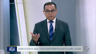itemExame de vista de graça e óculos novos mudam realidade de alunos em Goiás