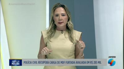 itemImagens registram queda de teto de igreja em Goiânia