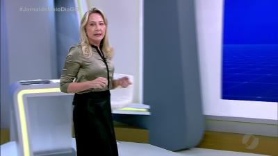 PC prende tr&ecirc;s pessoas por fornecer &aacute;lcool a adolescente em Montividiu