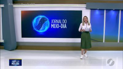 itemCorpo de homem é encontrado enterrado no quintal da casa do suspeito em Caldas Novas