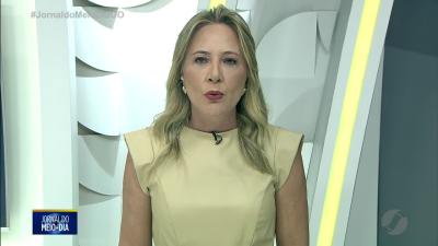 itemCarreta carregada com milho provoca acidente em viaduto da Vila Canaã em Goiânia