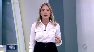 itemMotociclista é resgatado debaixo de caminhão, em Caldas Novas