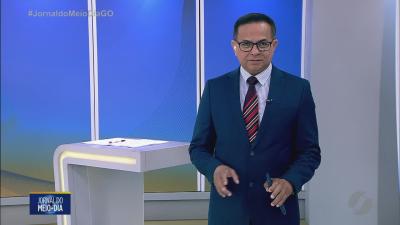 Motorista faz manobra brusca, provoca acidente e foge em Luzi&acirc;nia