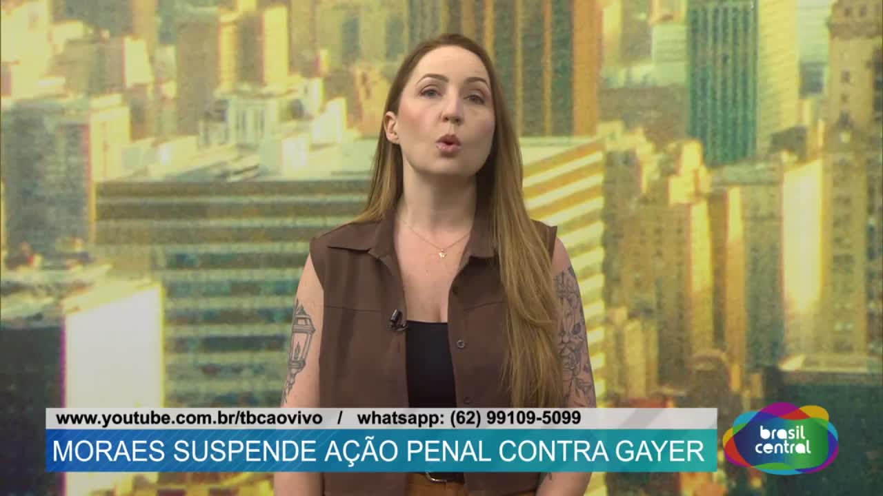 "Quaqua "Ninguém enfrenta Fuzil com Beijinhos