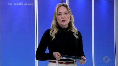 itemFuncionária é presa em Anápolis após furtar merenda escolar