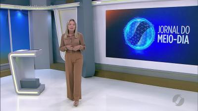 itemPolícia prende homem com mil litros de diesel em casa