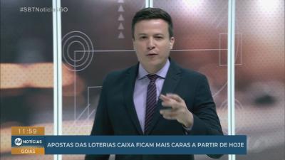 itemSemáforo maluco, verde e vermelho ao mesmo tempo em Campinas