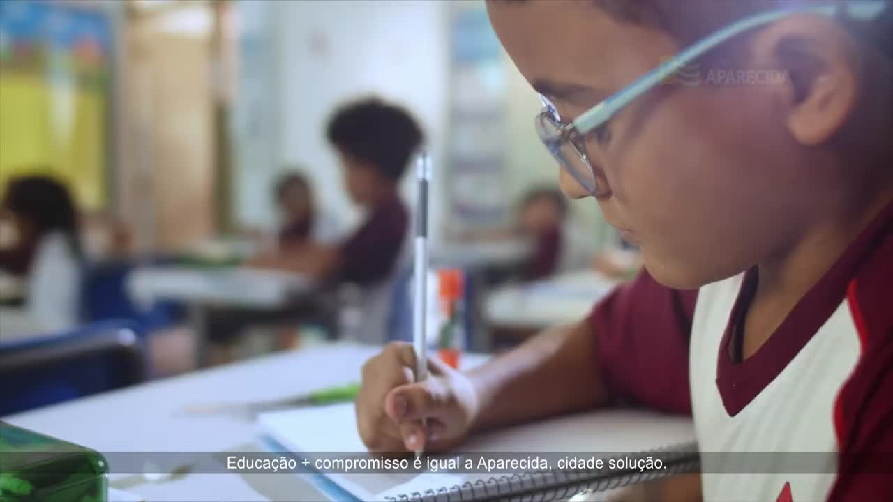 Educação + Compromisso = Aparecida Cidade Solução