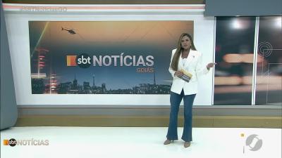 itemCarreta sai da pista e assuta motociclistas na BR 414