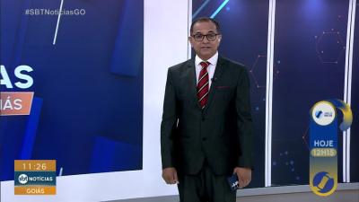 itemIncêndio atinge casa em Trindade