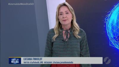 Mulher &eacute; presa por furtar joias da patroa em Niquel&acirc;ndia