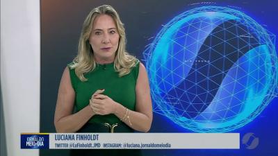 itemÁgua jorrando de lote após retirada de árvores na Vila Brasília em Aparecida de Goiânia