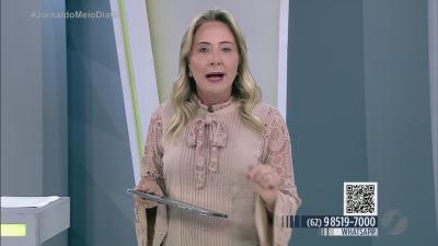 Carretinha se solta de carro e atinge ve&iacute;culo na cal&ccedil;ada em Porangatu