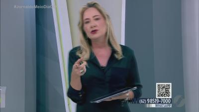 Chuva forte em Piren&oacute;polis derruba muros de casas