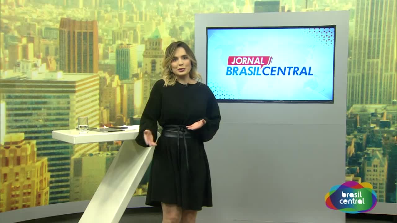 Gracinha Caiado vistoria testes de Luzes do Natal do Bem