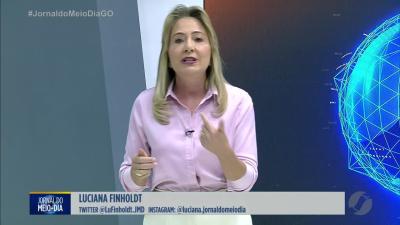 itemMulher suspeita de integrar facção é extraditada de Portugal e chega a Goiânia