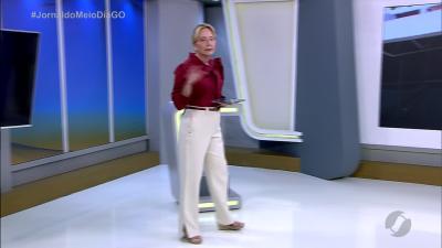 itemFlagrante de motorista de carreta fazendo ultrapassagem em local proibido na GO-446