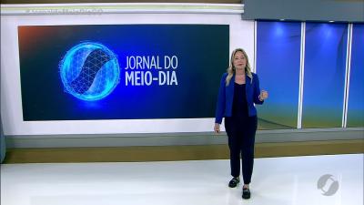 Cantor Leonardo surpreende torcedores do Vila Nova na rua em Goi&acirc;nia