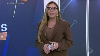 itemEquatorial poda árvores, mas deixa galhos nas ruas