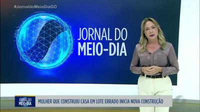 itemCarro invade oficina de motos e atropela menino em Aparecida de Goiânia