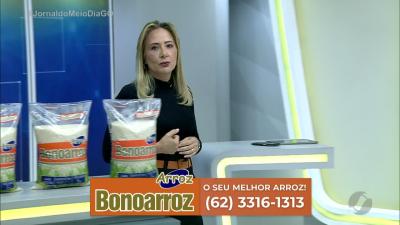 itemHomem mata gato e ateia fogo em apartamento da ex-companheira