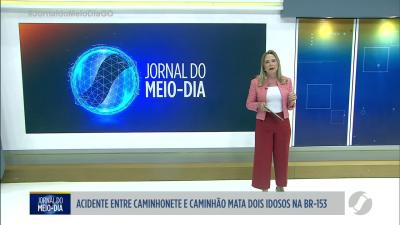 itemAcidente entre caminhonete e caminhão mata duas pessoas na BR-153