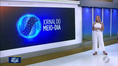 Cobra cascavel &eacute; encontrada dentro de casa em S&atilde;o Sim&atilde;o