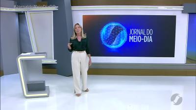 Riscos &agrave; sa&uacute;de pol&iacute;cia ambiental flagra su&iacute;nos sem licen&ccedil;a