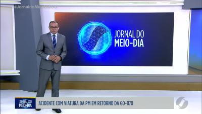 itemAcidente envolve viatura da PM e carro na GO-070