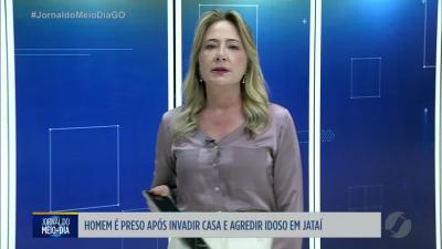 itemAcidente entre ônibus e caminhão deixa dezenas de feridos na GO-164