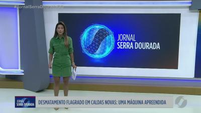 Jiboia aparece em empresa em Rio Verde