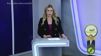 itemPerseguição, batida e viatura dentro de supermercado, em Goiânia