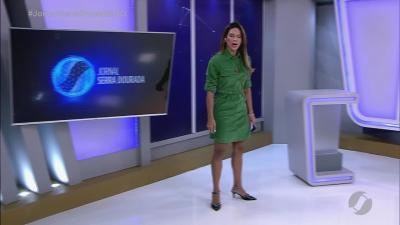 Andressa Mendonça é levada à delegacia após invadir escritório de advogados