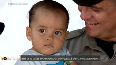 itemPoliciais Militares salvam criança engasgada após convulsão