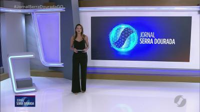 itemCarreta pega fogo no trevo da BR-452, em Bom Jesus de Goiás