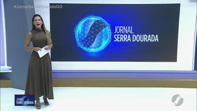 itemMotociclista desrespeita PARE e acaba arremessado em acidente
