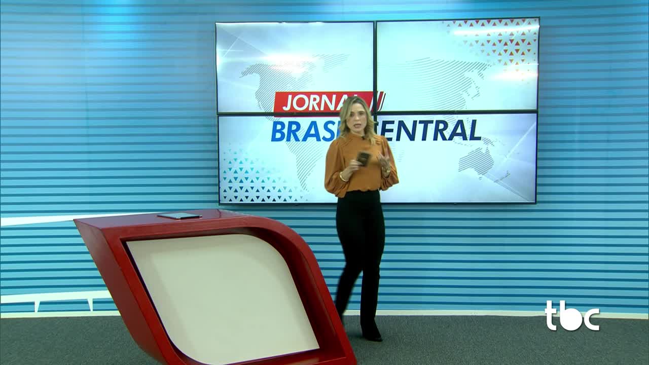 itemUsar Celular enquanto Carrega na Tomada é perigoso.