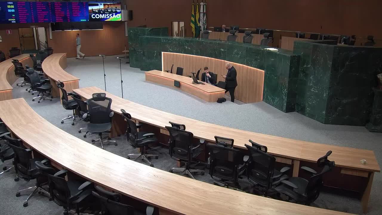 Imagem de capa do vídeo - Direto do Plenário entrevistas com deputados