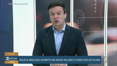 itemCaminhão desce de ré e acerta carro no viaduto da Vila Canaã em Goiânia