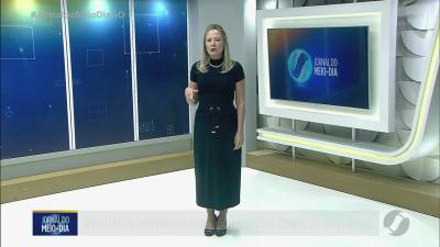 itemidosa é agredida e trancada no banheiro durante roubo