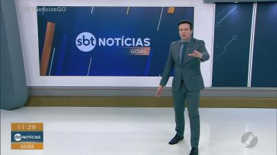 Motociclista de aplicativo &eacute; preso por roubo de celulares em Goi&acirc;nia