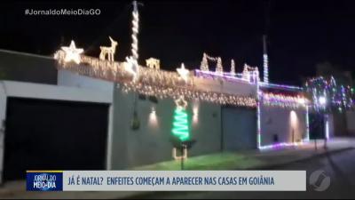 itemEnfeites natalinos começam a aparecer nas casas de Goiânia