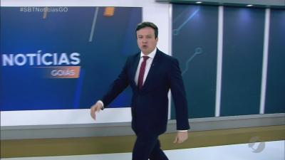 itemHomem é preso por jogar mulher para fora do carro e manter filhas em cárcere em Aparecida de Goiânia