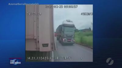 Motorista sai ileso de acidente impressionante na BR-020 em Simol&acirc;ndia